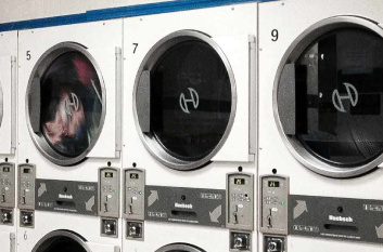 Adattabilità della lavanderia self-service nel container